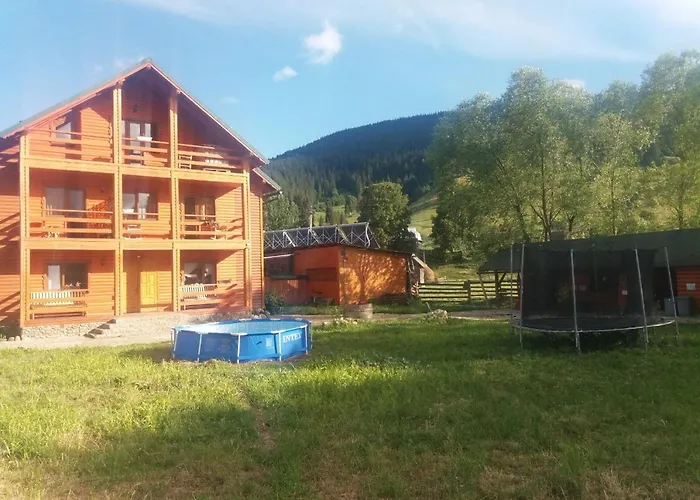 玩乐山林小屋 * 韦尔霍维纳
